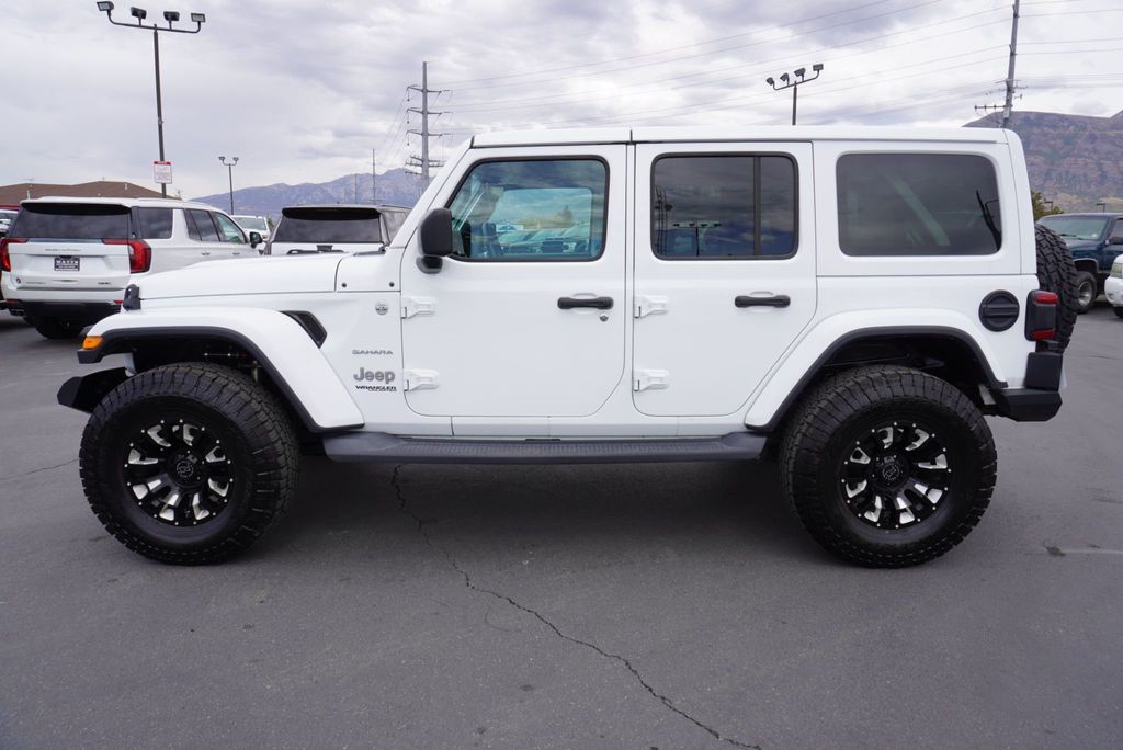2019 Jeep Wrangler Unlimited SAHARA - 22915818 - 6