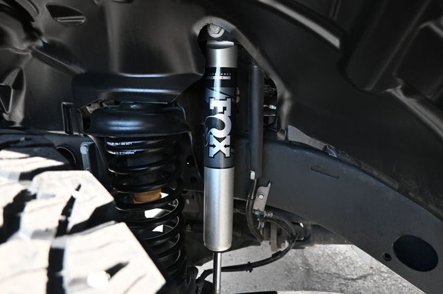 2019 Jeep Wrangler Unlimited Sahara 4x4 - 22934325 - 9