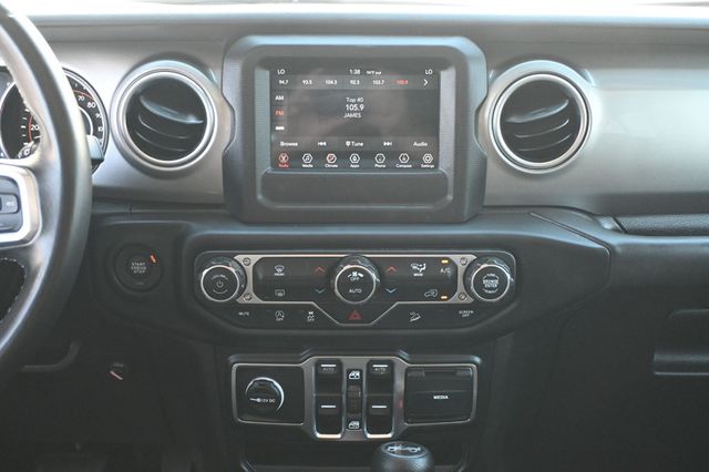 2019 Jeep Wrangler Unlimited Sahara 4x4 - 22934325 - 16