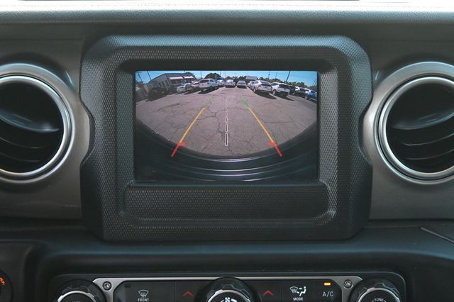 2019 Jeep Wrangler Unlimited Sahara 4x4 - 22934325 - 17