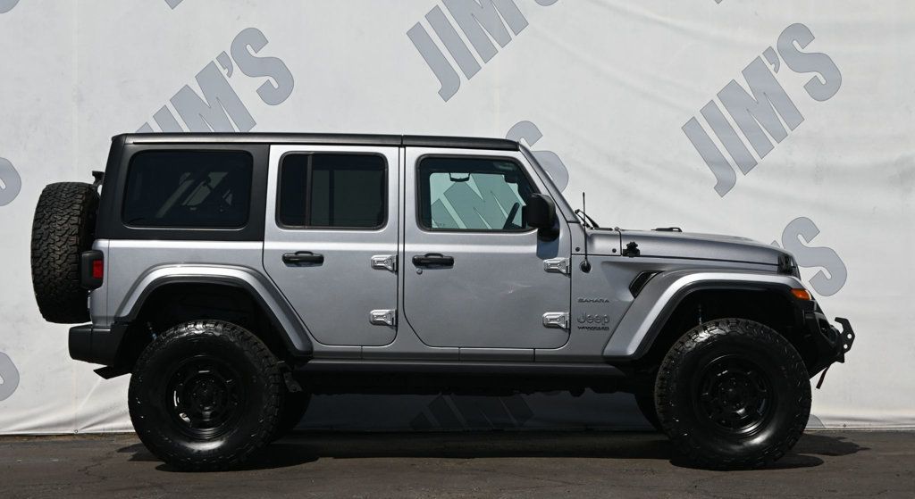 2019 Jeep Wrangler Unlimited Sahara photo 3