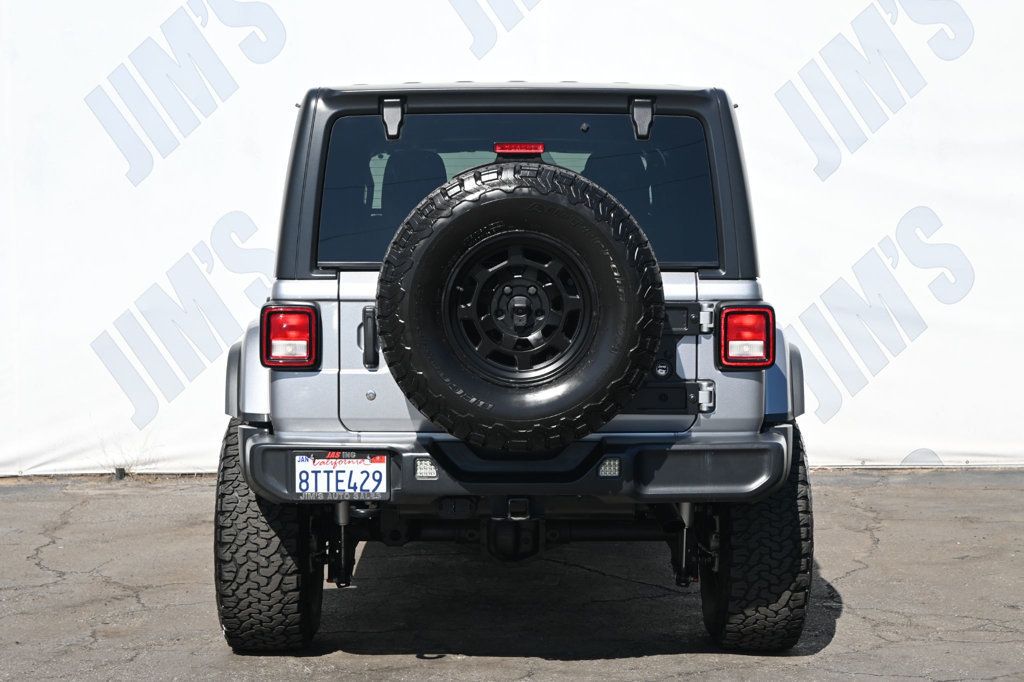2019 Jeep Wrangler Unlimited Sahara photo 4