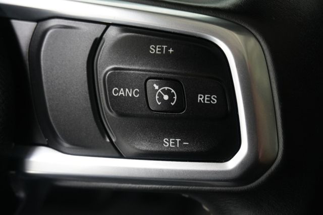 2019 Jeep Wrangler Unlimited Sahara 4x4 - 22914286 - 15