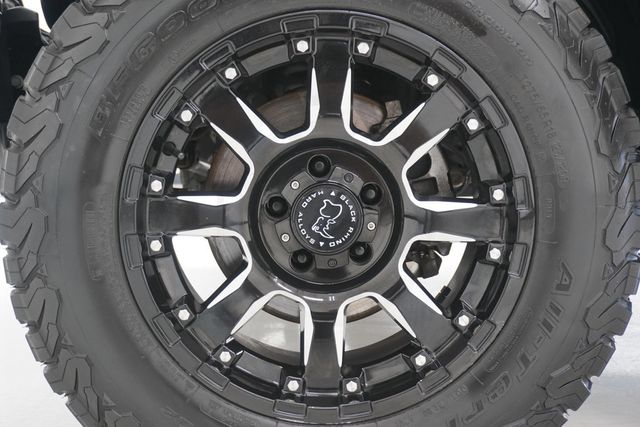 2019 Jeep Wrangler Unlimited Sahara 4x4 - 22914286 - 30