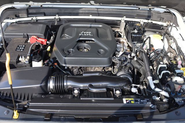 2019 Jeep Wrangler Unlimited Sahara 4x4 - 22924085 - 10