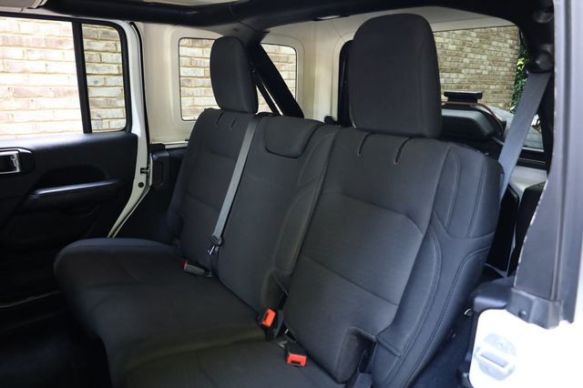 2019 Jeep Wrangler Unlimited Sahara 4x4 - 22924085 - 21