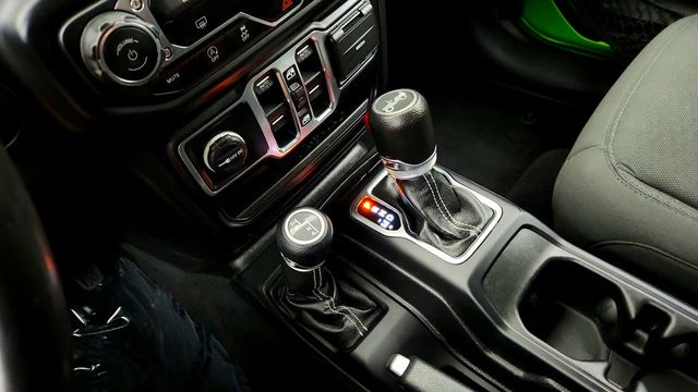 2019 Jeep Wrangler Unlimited Sahara 4x4 - 23034754 - 16