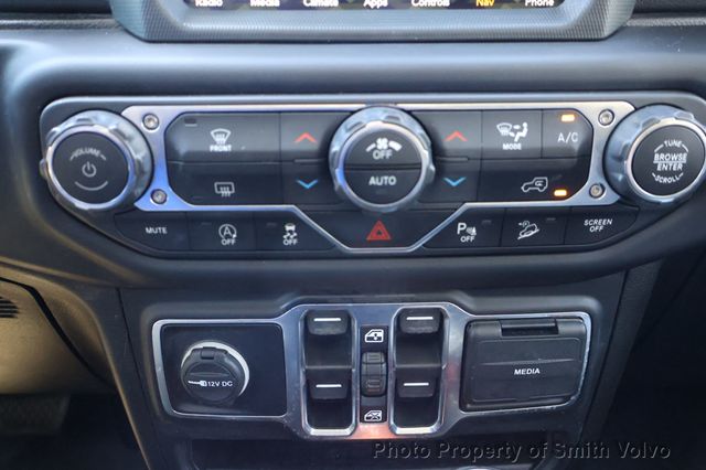 2019 Jeep Wrangler Unlimited Sahara 4x4 - 23043713 - 25
