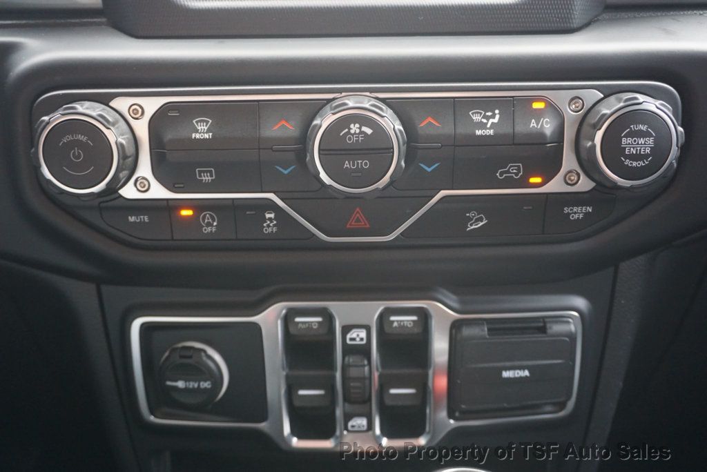 2019 Jeep Wrangler Unlimited Sahara 4x4 - 23089267 - 22