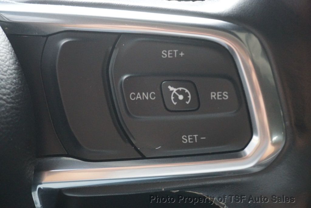 2019 Jeep Wrangler Unlimited Sahara 4x4 - 23089267 - 25