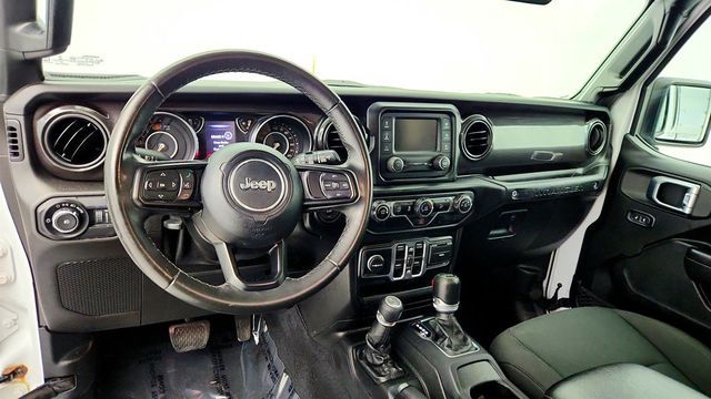 2019 Jeep Wrangler Unlimited Sport Altitude 4x4 - 22957577 - 10