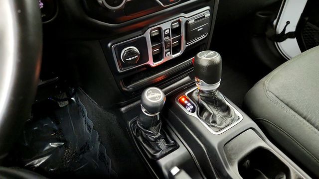 2019 Jeep Wrangler Unlimited Sport Altitude 4x4 - 22957577 - 14