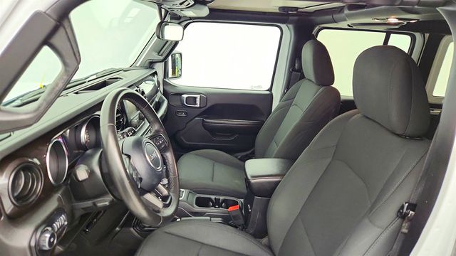 2019 Jeep Wrangler Unlimited Sport Altitude 4x4 - 22957577 - 17