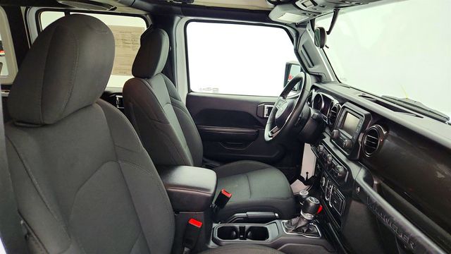 2019 Jeep Wrangler Unlimited Sport Altitude 4x4 - 22957577 - 21