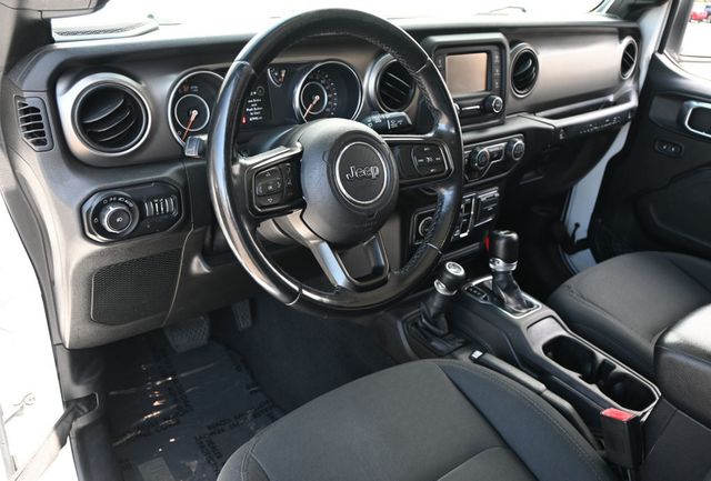 2019 Jeep Wrangler Unlimited Sport S 4x4 - 23068581 - 9