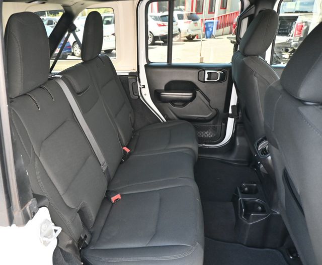 2019 Jeep Wrangler Unlimited Sport S 4x4 - 23068581 - 17