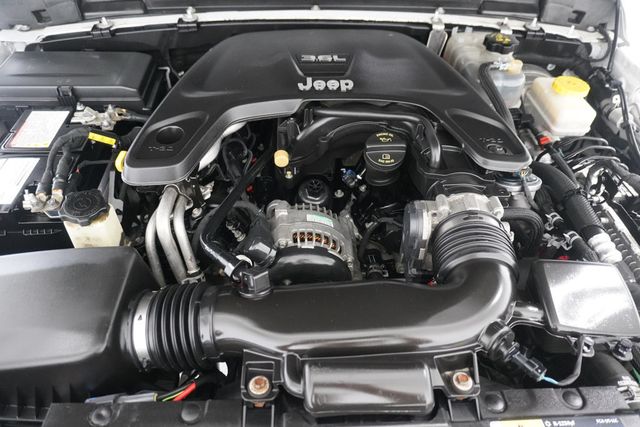 2019 Jeep Wrangler Unlimited Sport S 4x4 - 22994920 - 27