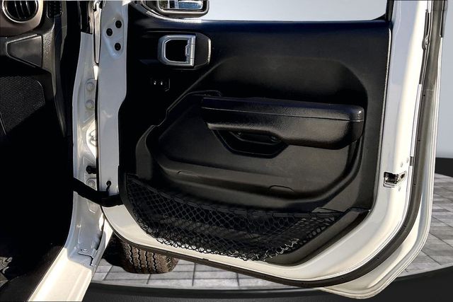 2019 Jeep Wrangler Unlimited Sport S 4x4 - 23010125 - 16