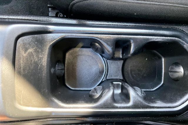 2019 Jeep Wrangler Unlimited Sport S 4x4 - 23010125 - 32