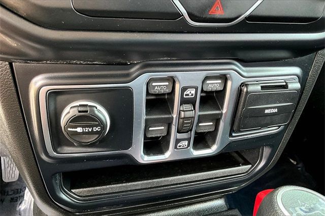 2019 Jeep Wrangler Unlimited Sport S 4x4 - 22902858 - 22