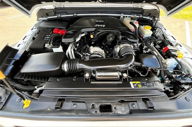 2019 Jeep Wrangler Unlimited Sport S 4x4 - 22902858 - 34