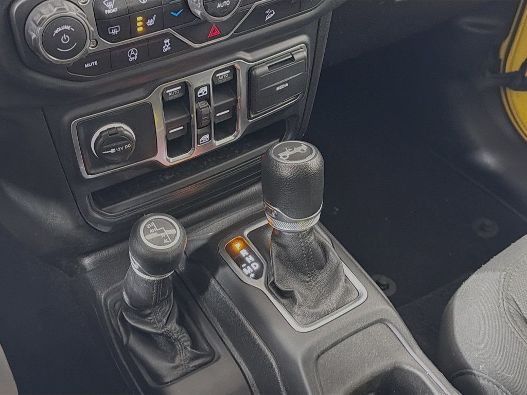 2019 Jeep Wrangler Unlimited Sport S 4x4 - 22974510 - 16