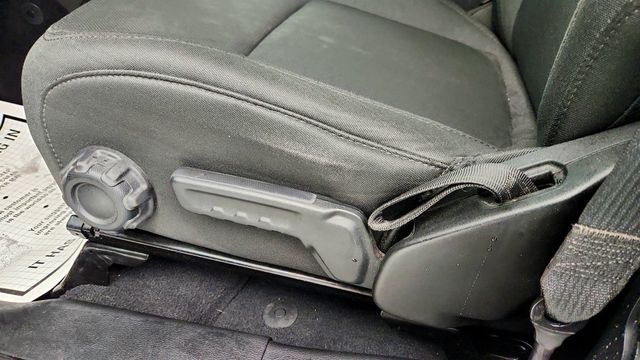 2019 Jeep Wrangler Unlimited Sport S 4x4 - 22965176 - 9