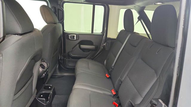 2019 Jeep Wrangler Unlimited Sport S 4x4 - 22965176 - 19