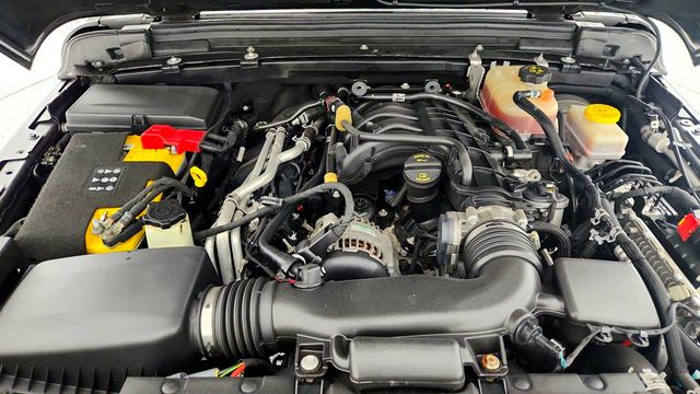 2019 Jeep Wrangler Unlimited Sport S 4x4 - 22965176 - 25