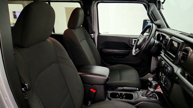 2019 Jeep Wrangler Unlimited Sport S 4x4 w/ Hard Top, Tech Group & Cold Weather Group - 23030109 - 22