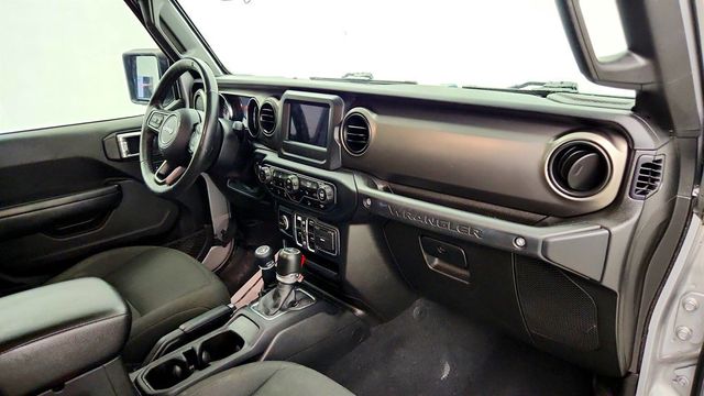 2019 Jeep Wrangler Unlimited Sport S 4x4 w/ Hard Top, Tech Group & Cold Weather Group - 23030109 - 23