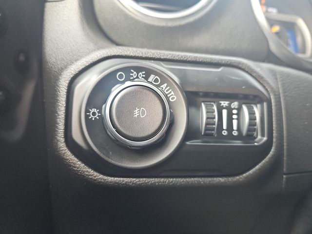 2019 Jeep Wrangler Unlimited Unlimited Sahara - 22987963 - 16