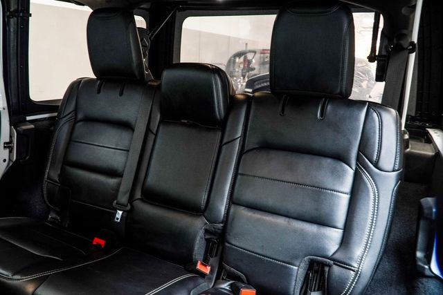 2019 Jeep Wrangler Unlimited Unlimited Sahara - 22941059 - 37