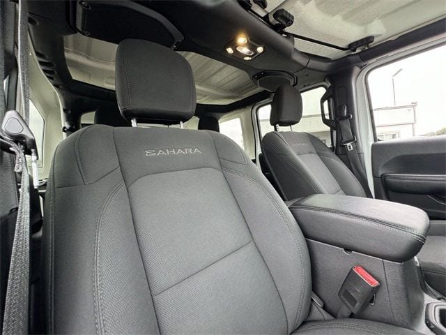 2019 Jeep Wrangler Unlimited Unlimited Sahara - 22543740 - 9