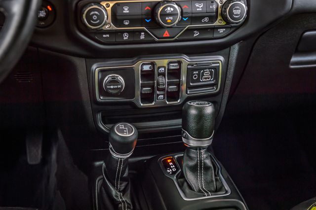 2019 Jeep Wrangler Unlimited WRANGLER UNLIMITED WHEELS BUMPERS BEAUTIFUL MUST SEE - 23055422 - 32