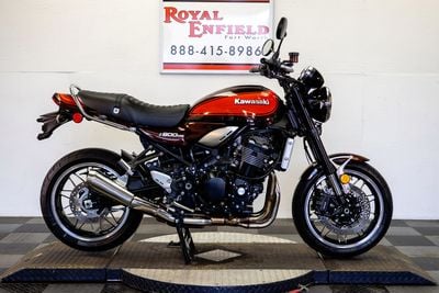 2019 KAWASAKI ZR900RS