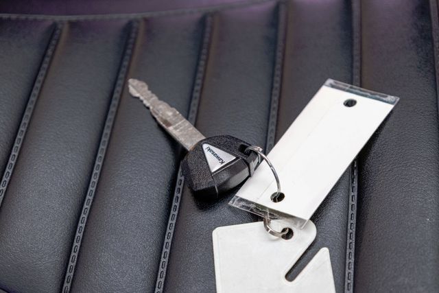 2019 KAWASAKI ZR900RS 1-OWNER FUN TO RIDE! - 23004182 - 24