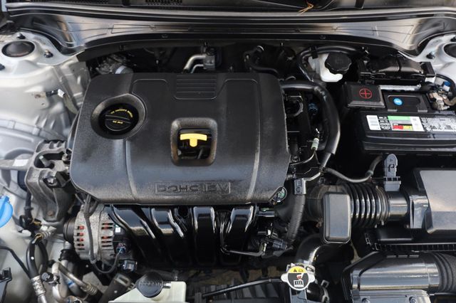 2019 Kia Forte LXS - 23047824 - 9