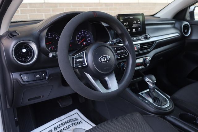 2019 Kia Forte LXS - 23047824 - 12