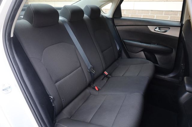2019 Kia Forte LXS - 23047824 - 20