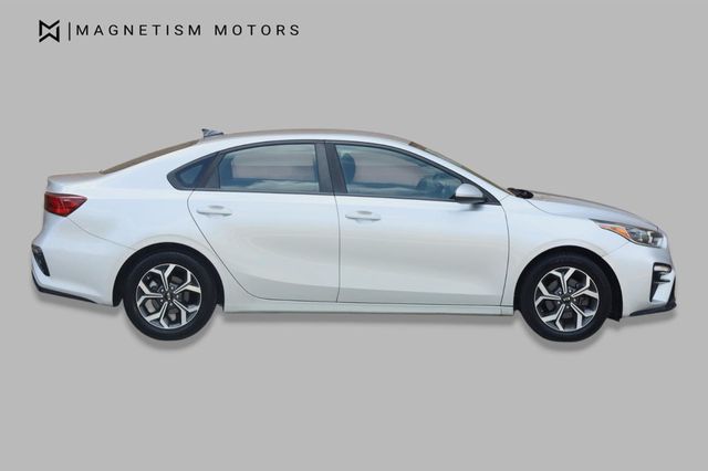 2019 Kia Forte LXS - 23047824 - 2