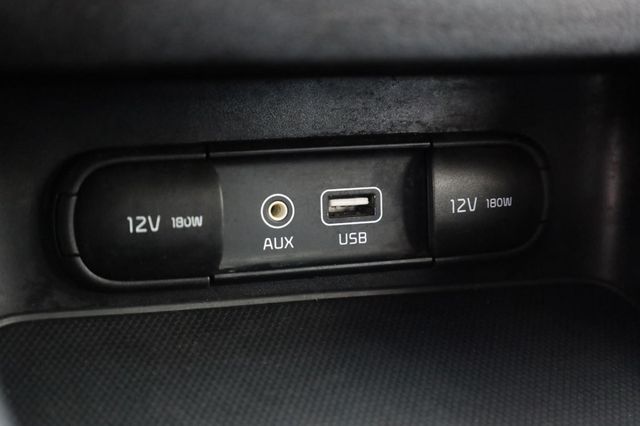 2019 Kia Forte LXS - 23047824 - 37
