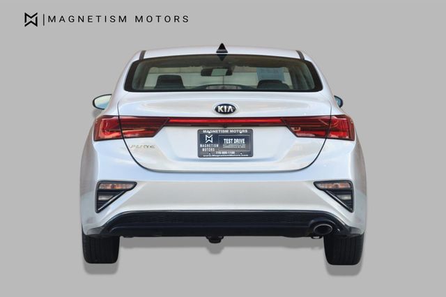 2019 Kia Forte LXS - 23047824 - 8