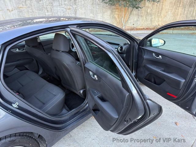 2019 Kia Forte LXS IVT - 22960181 - 10