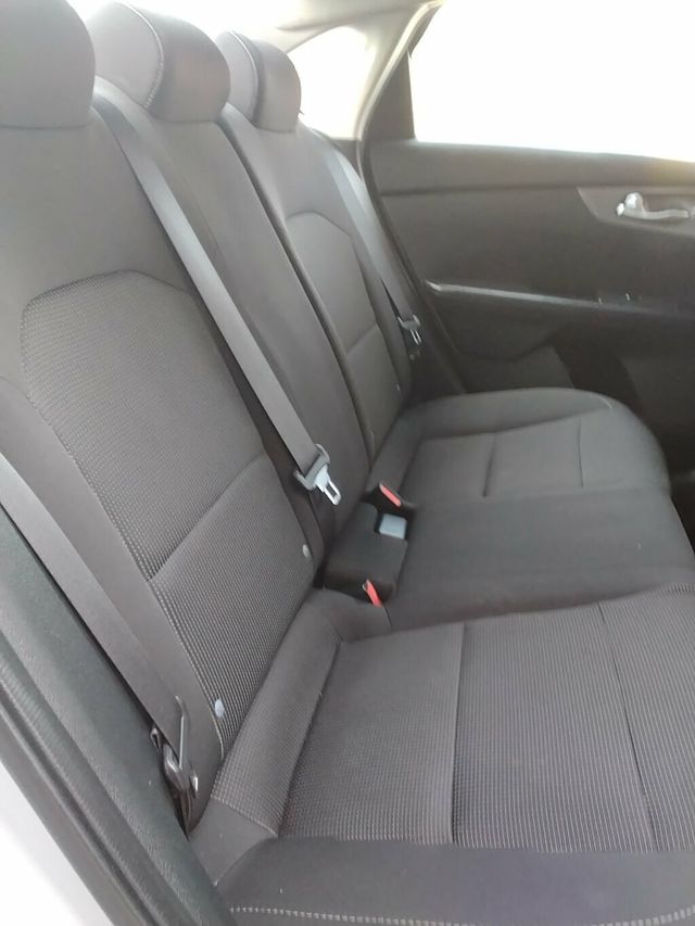 2019 Kia Forte LXS IVT - 22951295 - 8