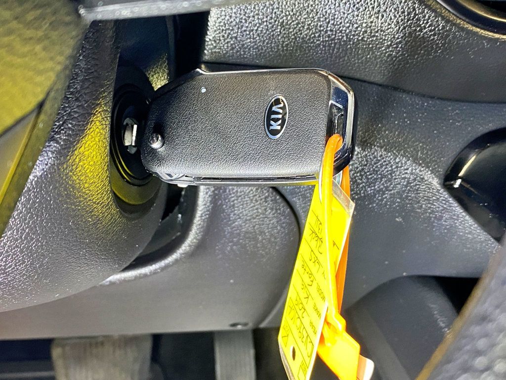 2019 Kia Forte LXS IVT - 23004184 - 26