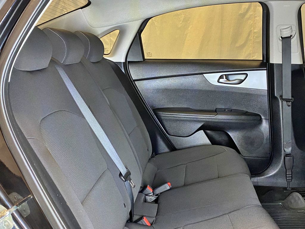 2019 Kia Forte LXS IVT - 23004184 - 40