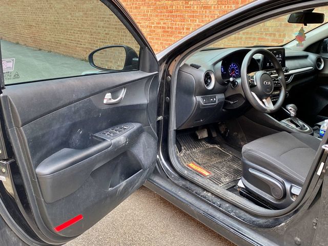 2019 Kia Forte LXS IVT - 23004184 - 4