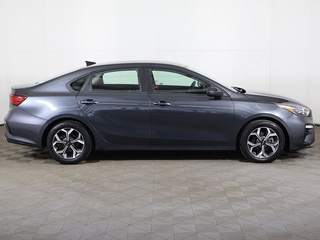 2019 Kia Forte LXS IVT - 22956433 - 14