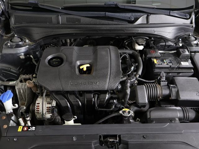 2019 Kia Forte LXS IVT - 22956433 - 16